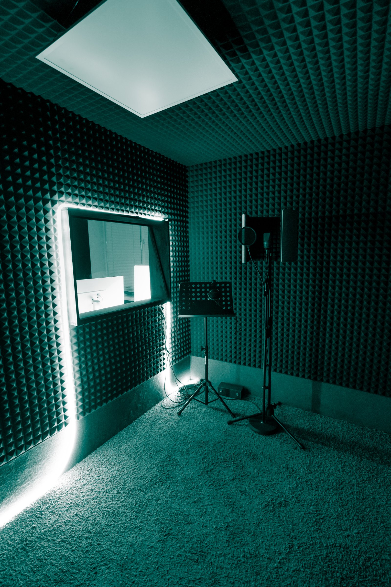 Recording booth